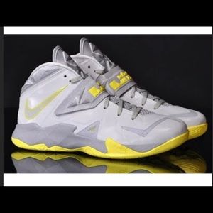 LeBron’s Nike Zoom Soldier VII